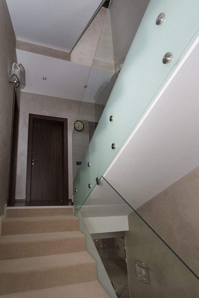 Стеклянные ограждения для лестниц