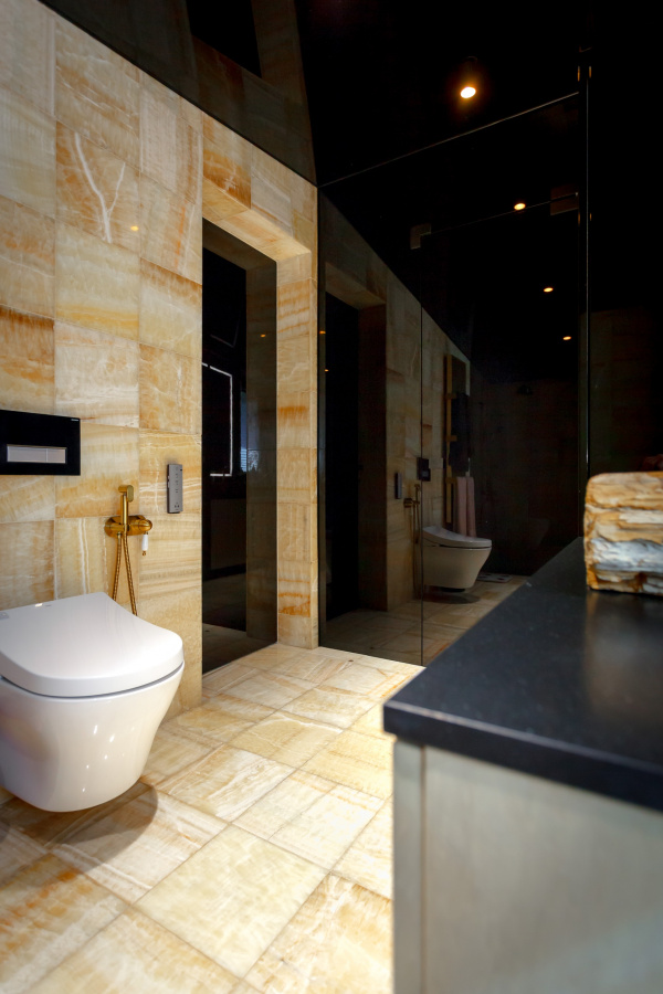 Окрашенное стекло