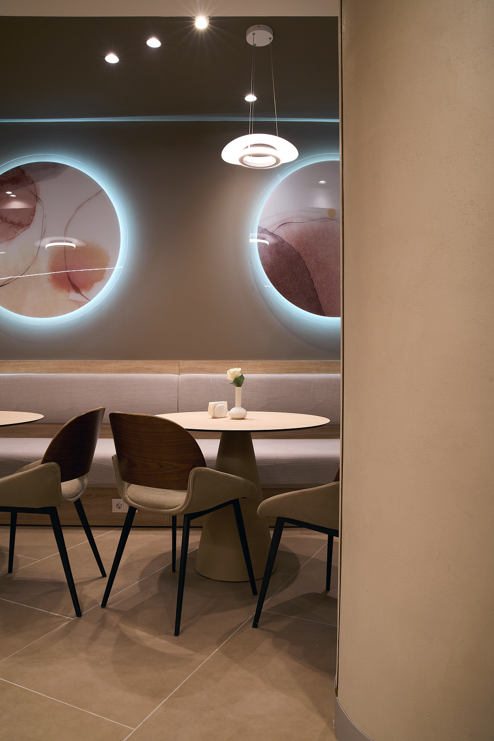 Клиника УГМК, дизайнер Стефанович